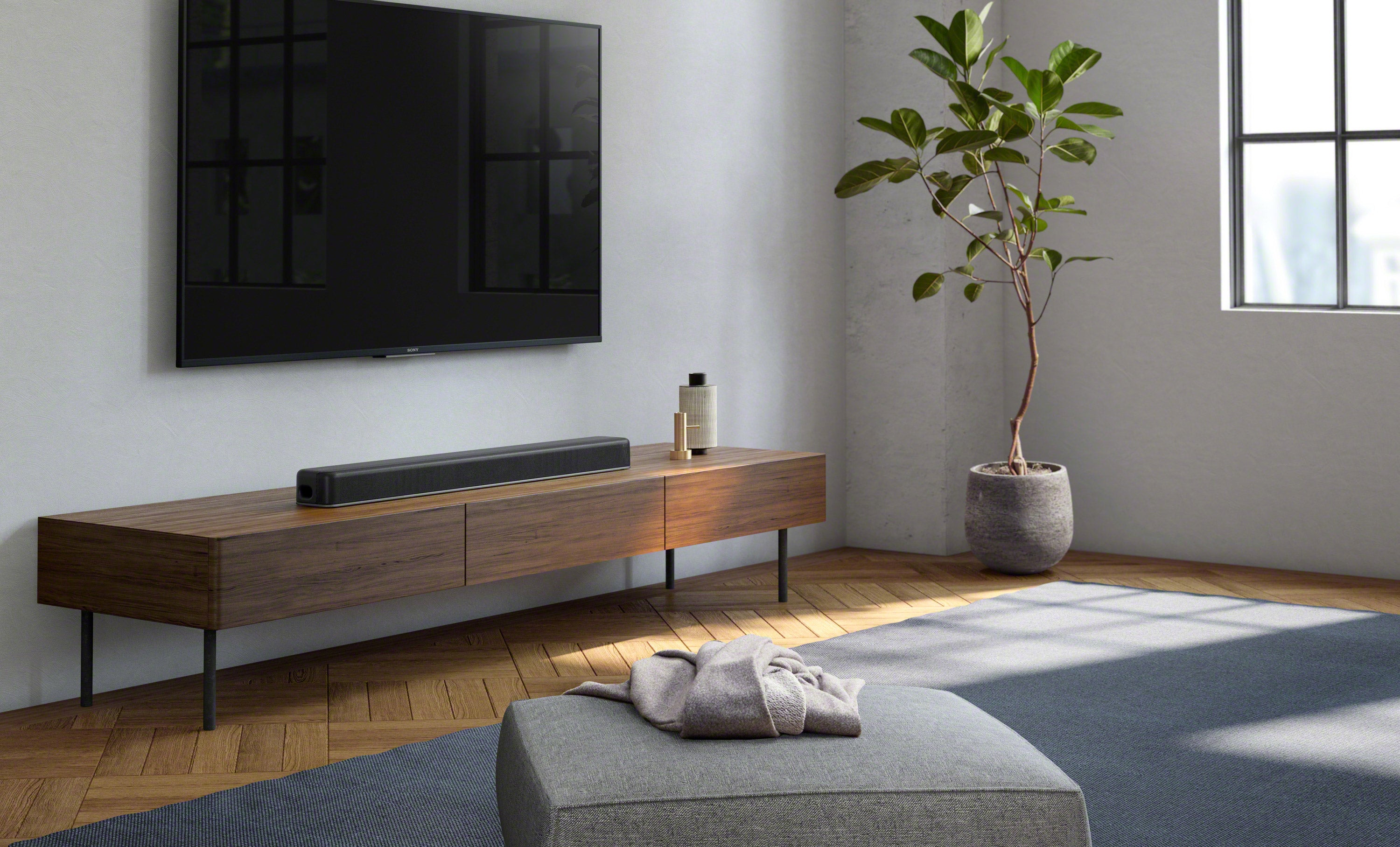 2.1ch Dolby Atmos®/DTS:X® Single Soundbar with built-in subwoofer | HT-X8500