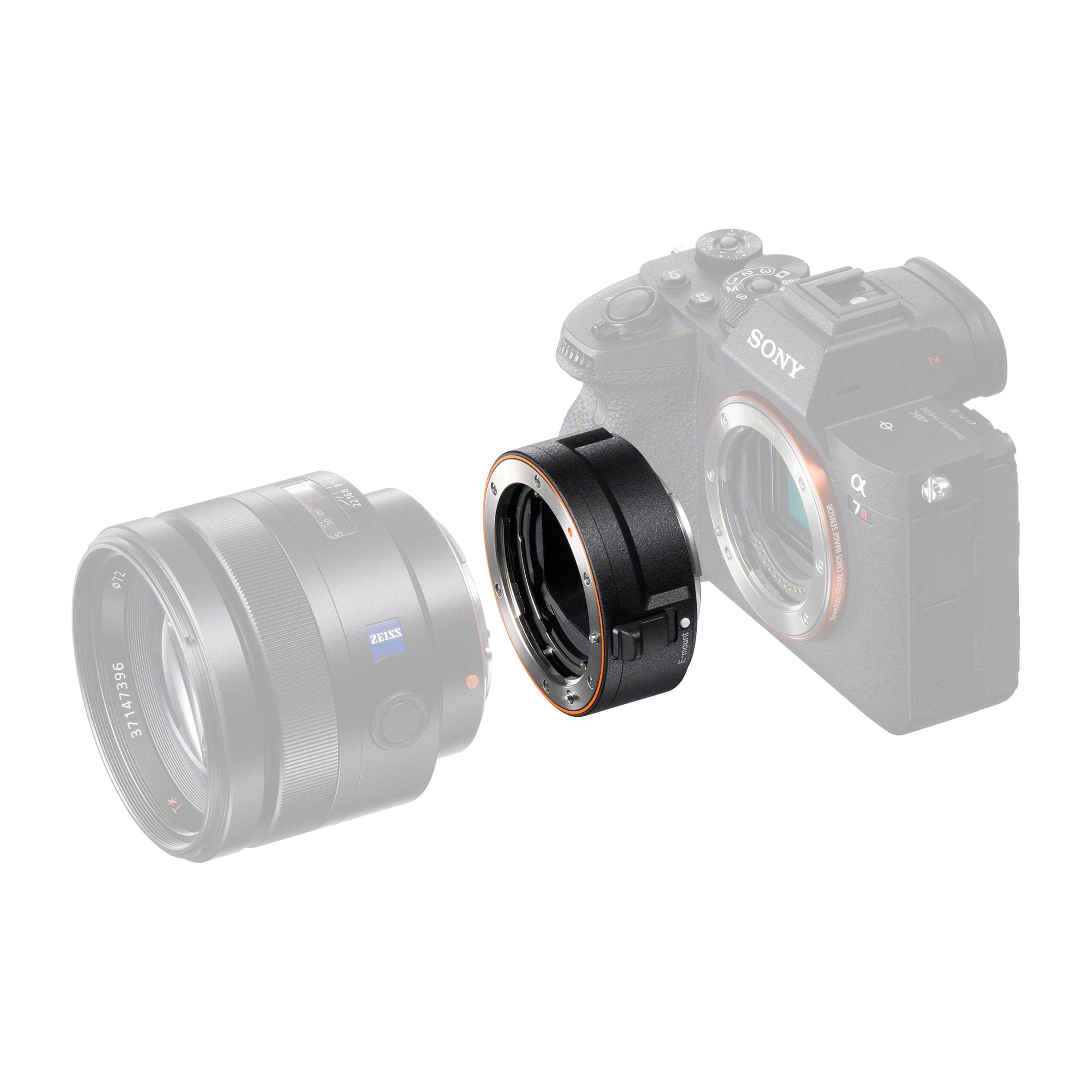 LA-EA5 35-mm Full-Frame A-Mount Adapter