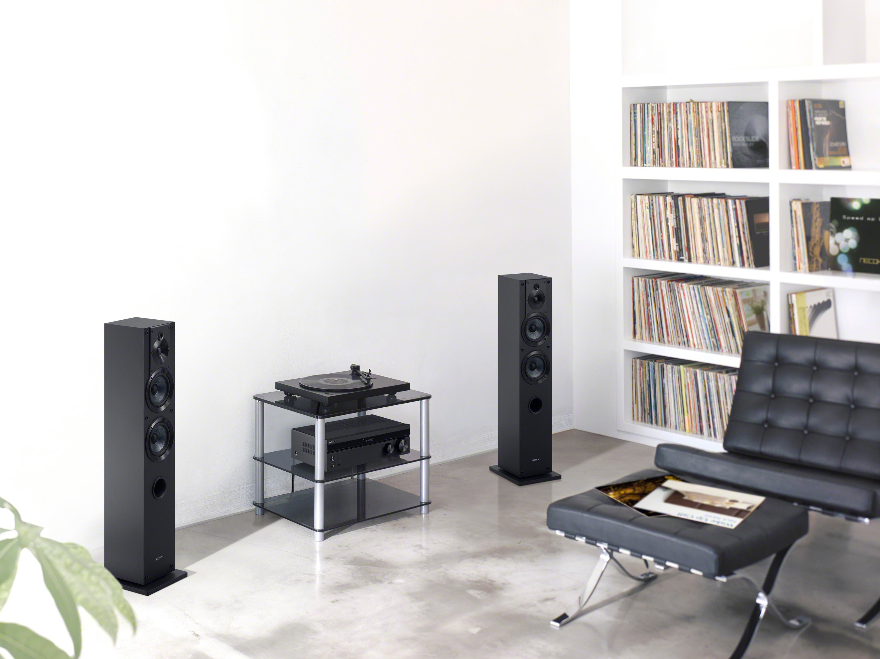 Stereo Receiver Phono Input and Bluetooth® Connectivity | STR-DH190